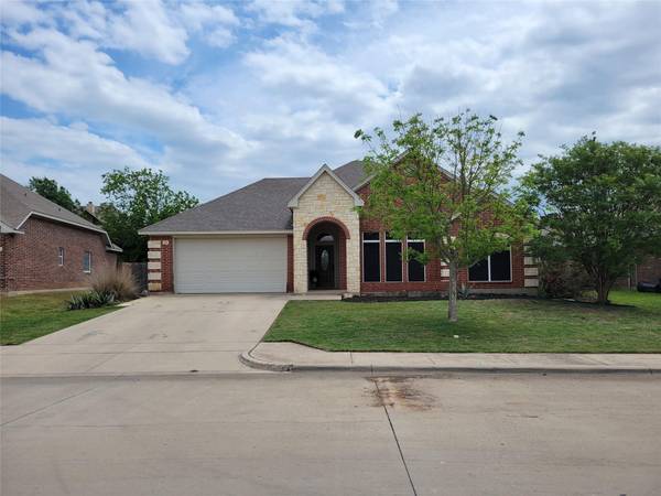 125 Pleasant View Drive, Weatherford, TX 76086