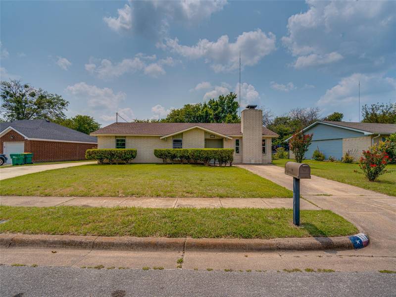 110 Yorkshire Drive, Cedar Hill, TX 75104