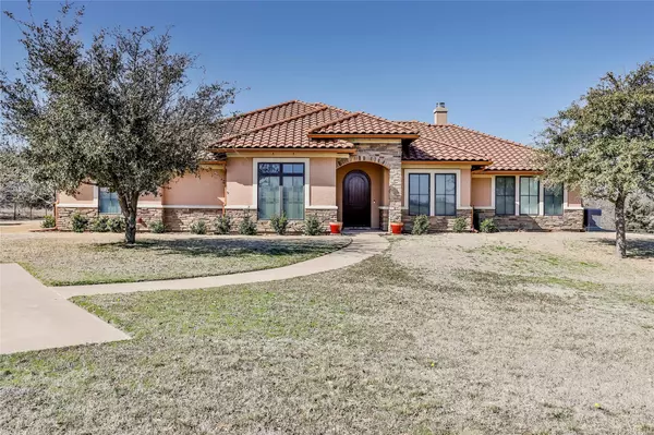 Sanger, TX 76266,9925 Indian Trail