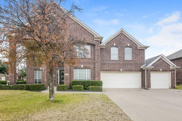 504 N Waterford Oaks Drive, Cedar Hill, TX 75104