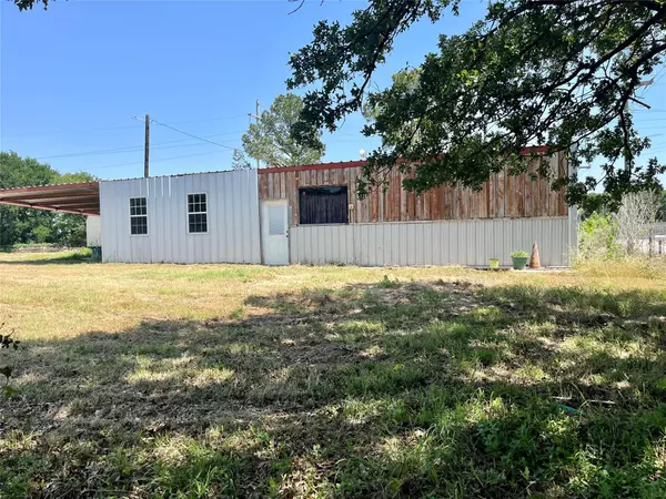 2852 State Highway 22, Whitney, TX 76692