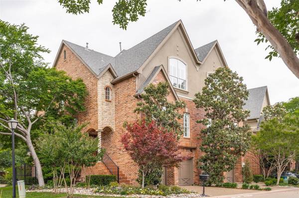 14879 Towne Lake Circle, Addison, TX 75001