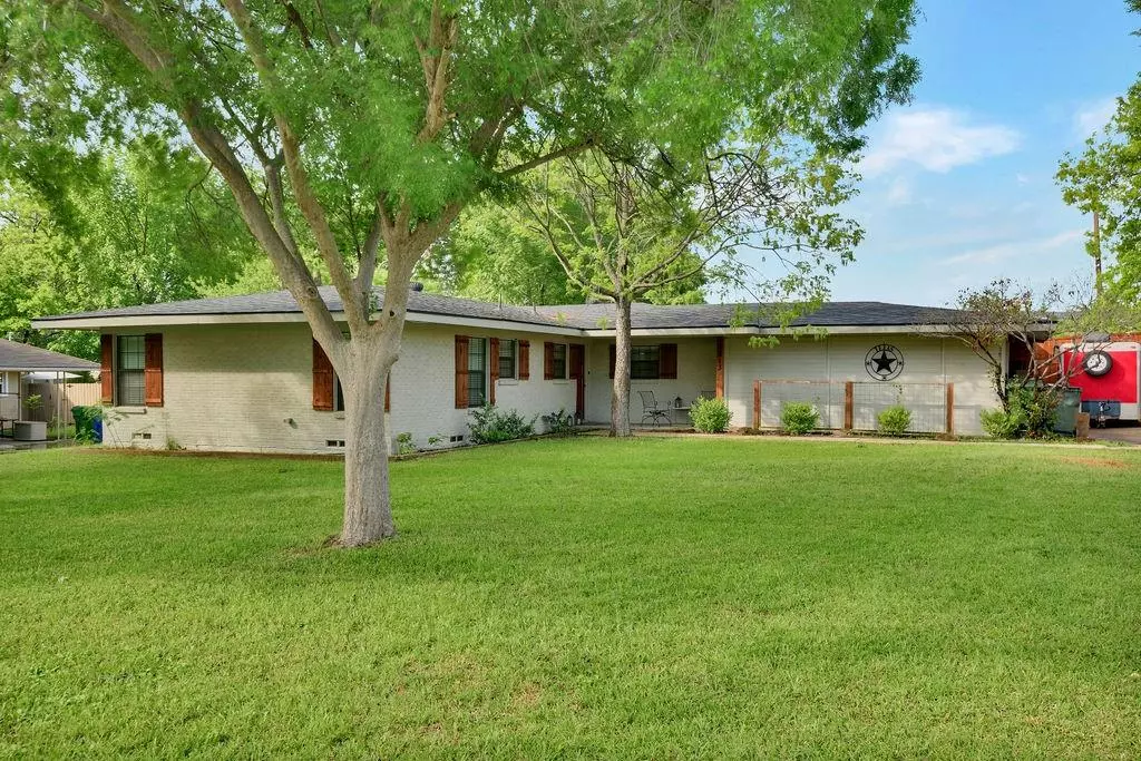 Garland, TX 75043,3813 Chicosa Trail