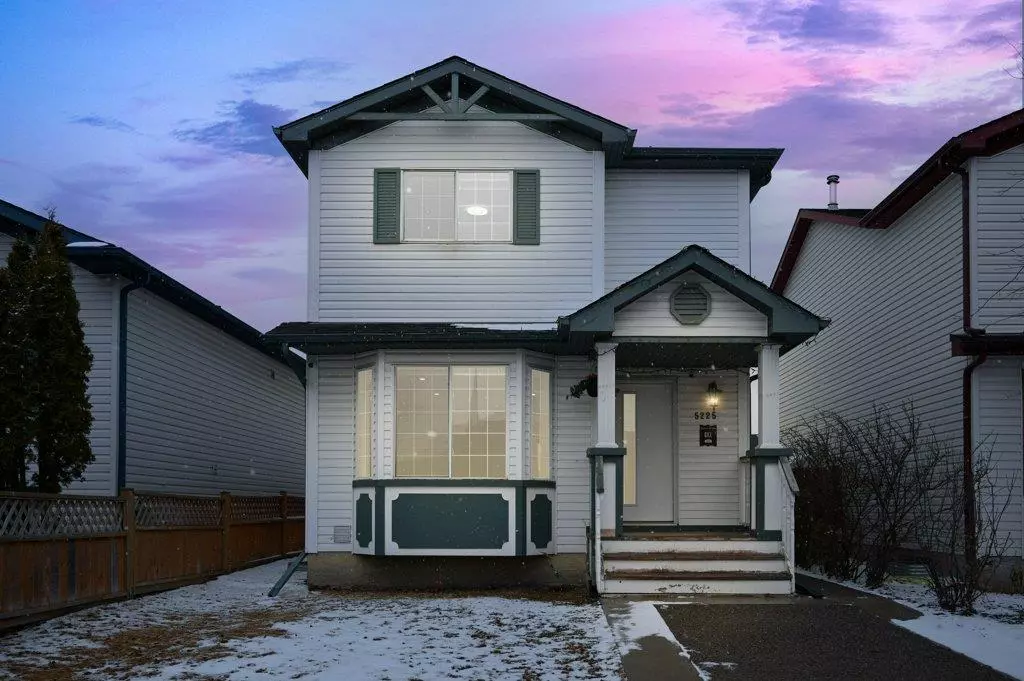 Calgary, AB T3J 3R4,5225 Martin Crossing DR NE