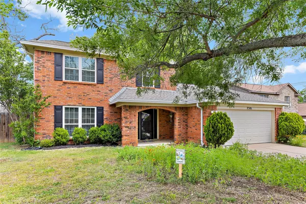 2301 Double Oak Court, Denton, TX 76209