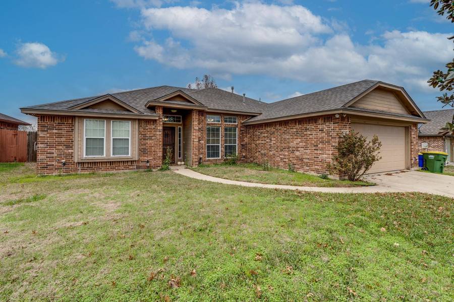 409 Meadow Ridge Avenue, Venus, TX 76084