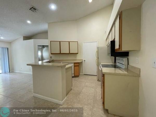 Sunrise, FL 33322,9999 Summerbreeze Dr  #918