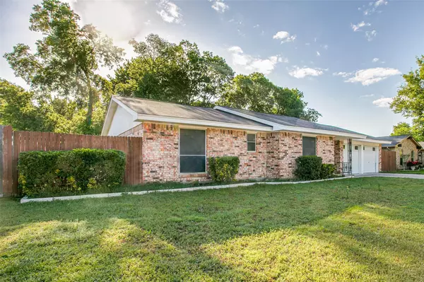 305 Gloria Street, Keller, TX 76248