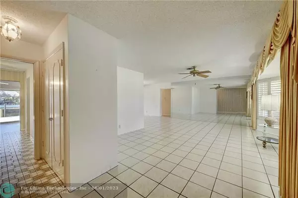 Pompano Beach, FL 33060,229 SE 3rd Ter