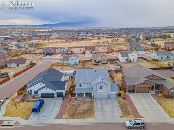 10680 McGahan DR, Fountain, CO 80817