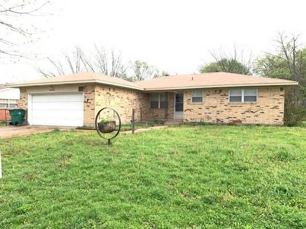 609 S Farmington Road, Howe, TX 75459