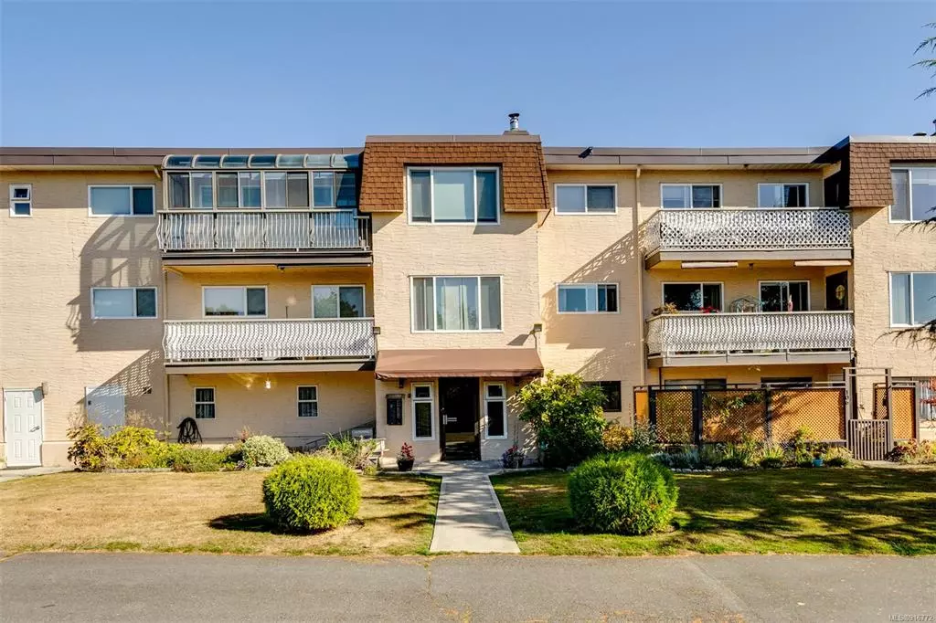 Sidney, BC V8L 2B2,2286 Henry Ave #302