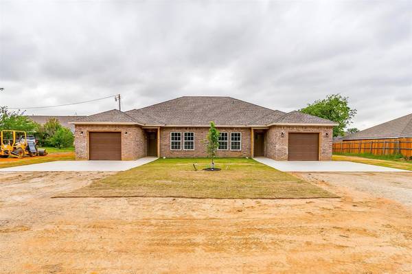 224 Joshua Boulevard #A & B, Joshua, TX 76058