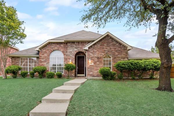 8705 Hartford Drive, Rowlett, TX 75089