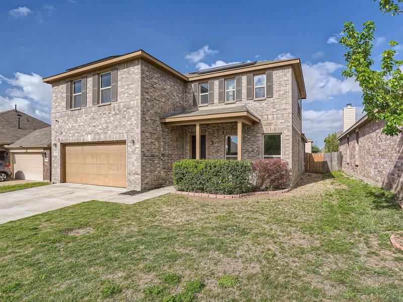 6013 Stirrup Iron Drive, Fort Worth, TX 76179