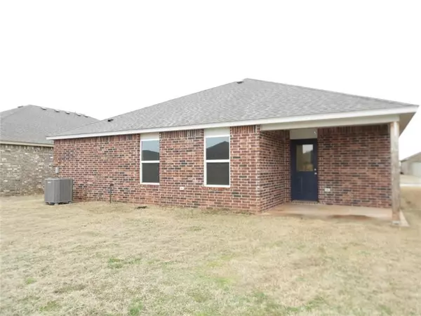 Tuttle, OK 73089,5315 Nicole Drive