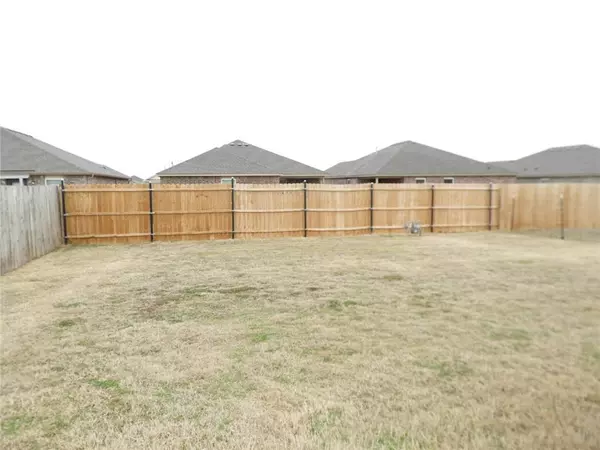 Tuttle, OK 73089,5315 Nicole Drive