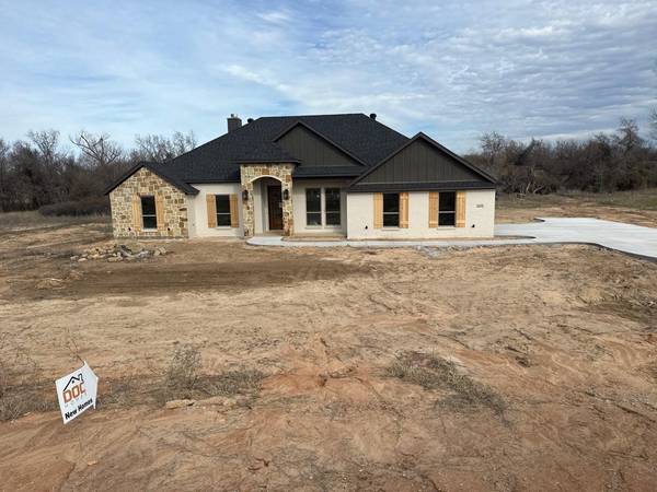 10025 Valley Oak Ct Road, Springtown, TX 76082