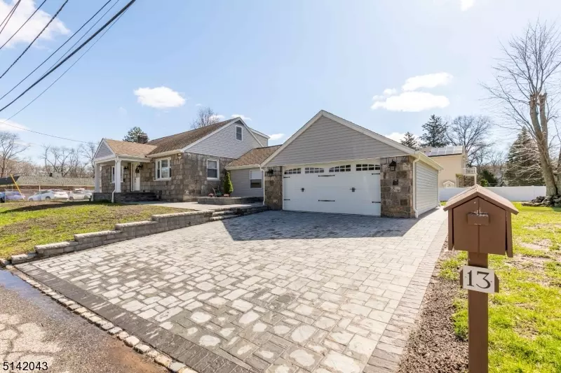 13 Carlos Dr, Fairfield Twp., NJ 07004