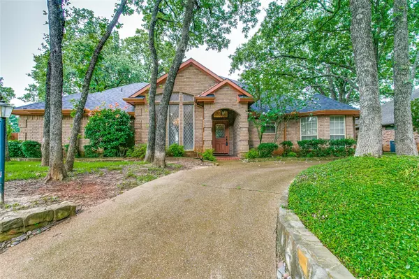 Grapevine, TX 76051,3045 Ridgeview Drive