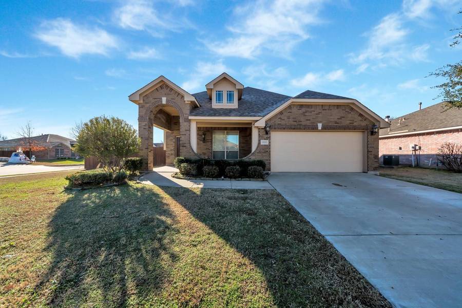 4806 Ashbury Lane, Mansfield, TX 76063