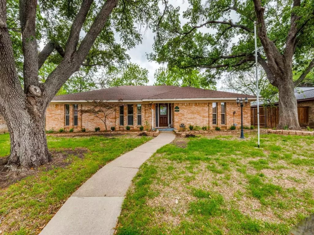 Plano, TX 75075,2416 Kimberly Lane