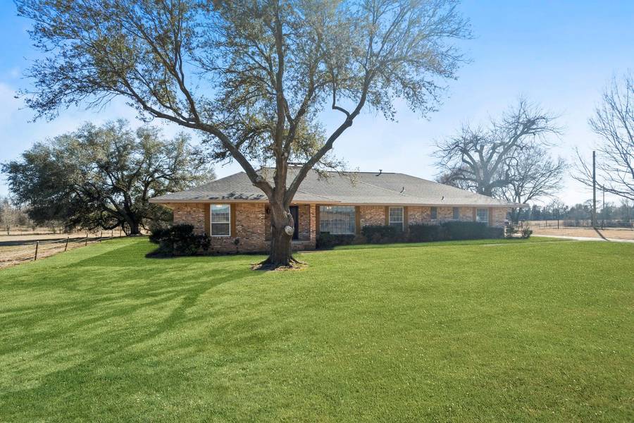 1817 CR 4110, Pittsburg, TX 75686