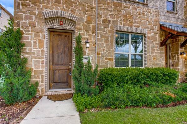 597 W Royal Lane, Irving, TX 75039