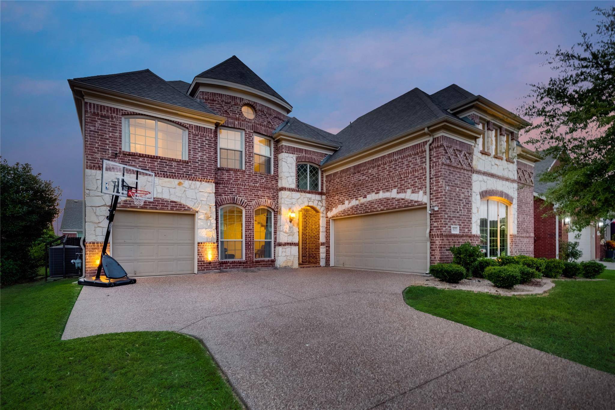 15633 Sweetpine Lane, Fort Worth, TX 76262