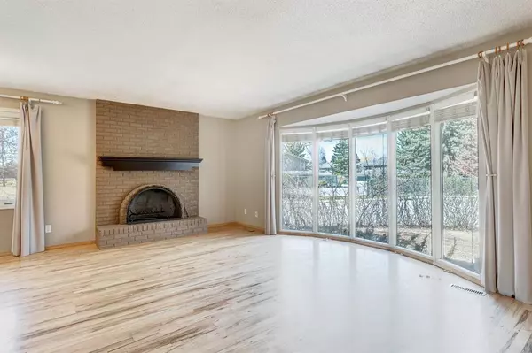 Calgary, AB T2X 1N8,67 Midland CRES SE