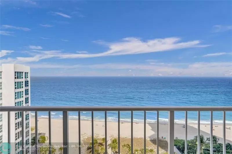 1620 S Ocean Blvd  #PH 16P, Lauderdale By The Sea, FL 33062