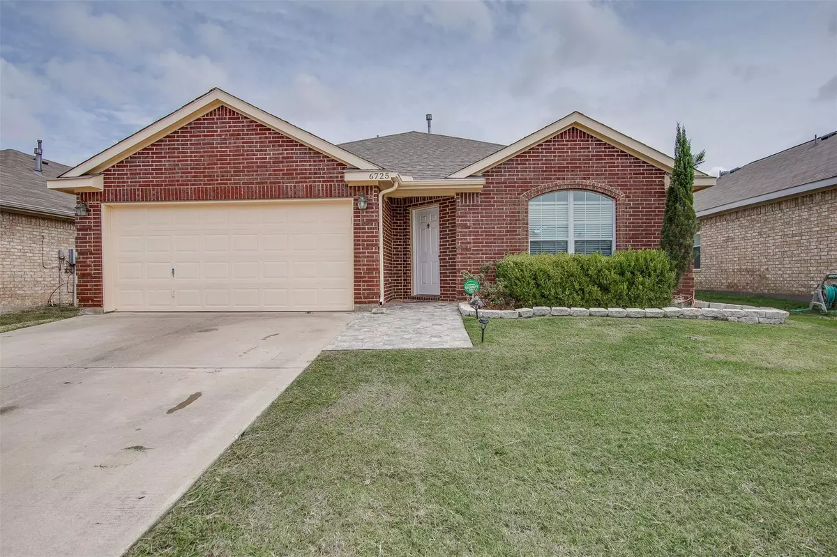 Arlington, TX 76002,6725 Waterlilly Drive