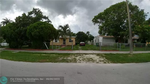 15210 NW 28th Place, Miami Gardens, FL 33054