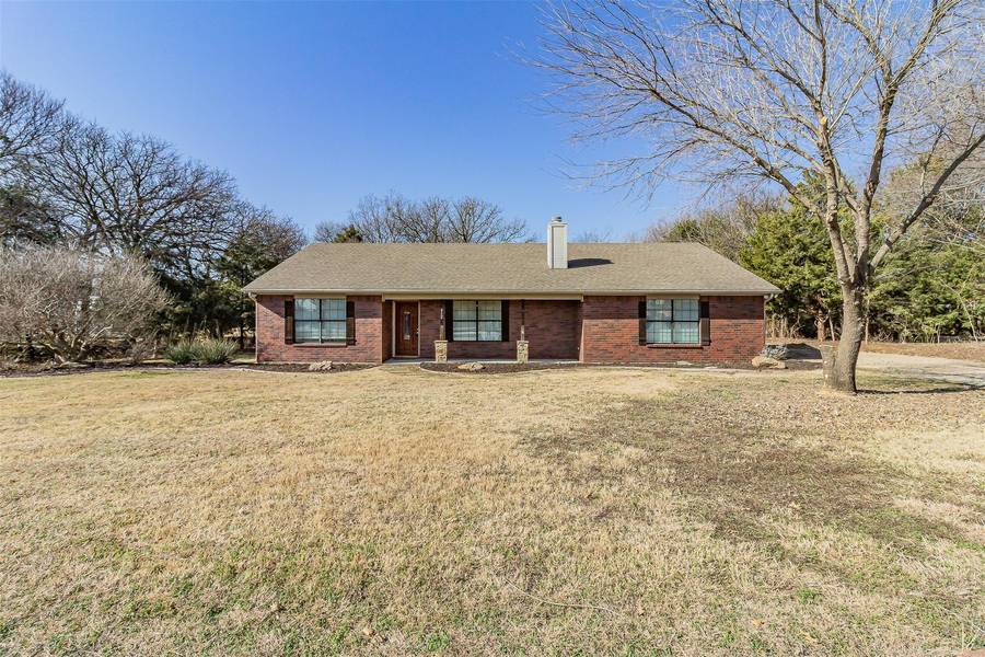 412 Brookfield Drive, Boyd, TX 76023