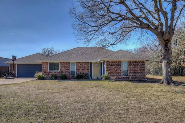 2433 Lakeview Lane, Wylie, TX 75098