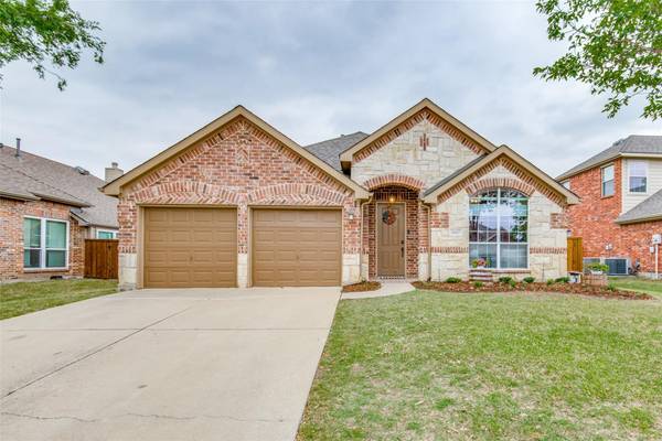 2417 Foxwood Lane, Little Elm, TX 75068