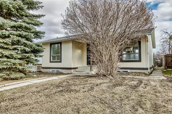 Calgary, AB t3j1b1,132 fallswater RD