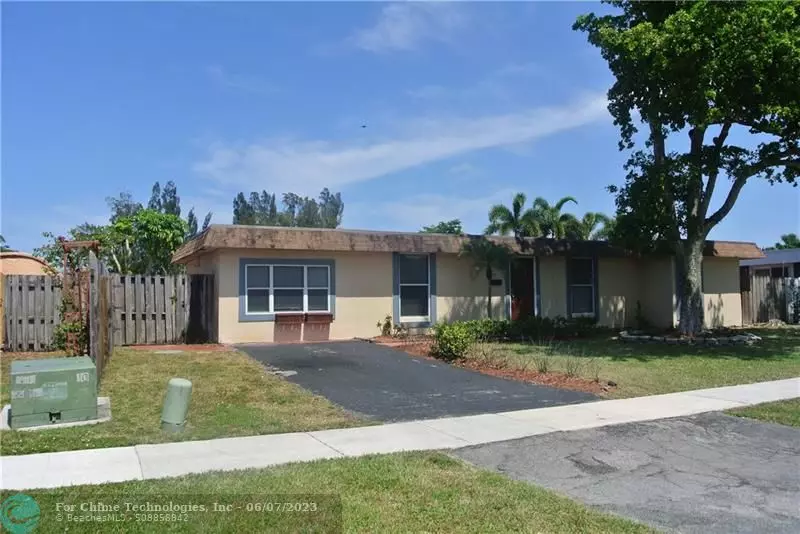 7824 NW 66th Ter, Tamarac, FL 33321