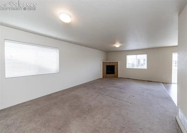 11774 Wildwood Ridge DR, Colorado Springs, CO 80921