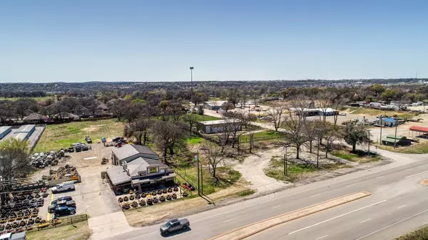 Weatherford, TX 76086,1706 Fort Worth Highway