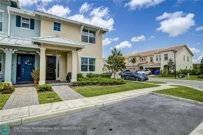 Hollywood, FL 33021,1160 Eucalyptus Dr #1