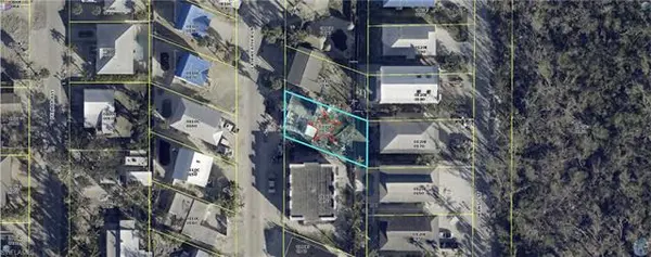 224 Fairweather LN, Fort Myers Beach, FL 33931