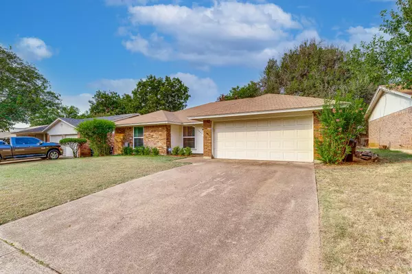 Fort Worth, TX 76133,3829 Blue Grass Lane