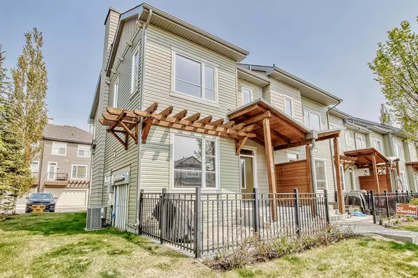 Calgary, AB T2X0L6,155 Chapalina SQ SE