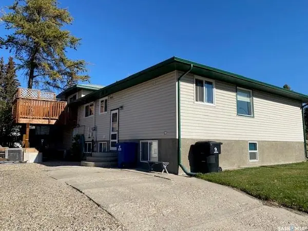 1601 F AVENUE N, Saskatoon, SK S7L 1Y1