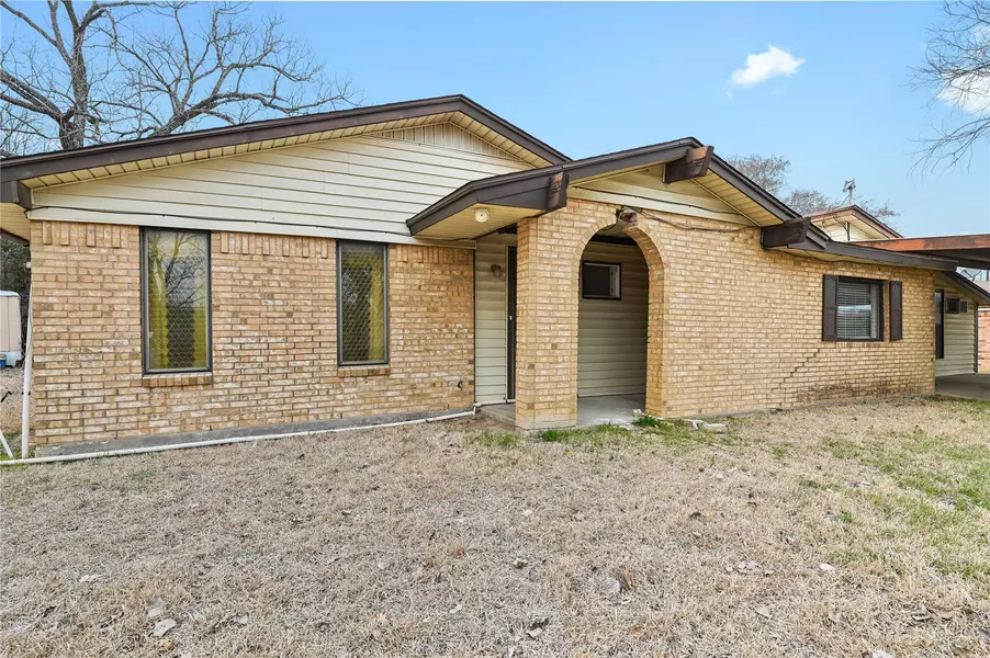 57 Lonesome Dove Drive, Sherman, TX 75090