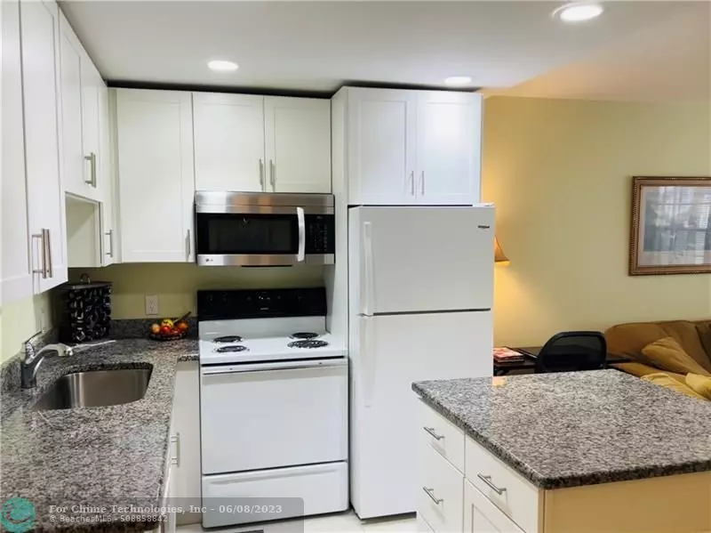 54 Lyndhurst C  #54, Deerfield Beach, FL 33442