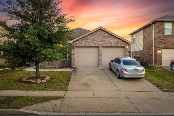 3604 Hudgins Ranch Road, Fort Worth, TX 76262