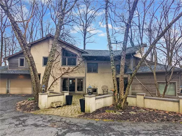 4648 Pleasant View Drive, Upper Saucon Twp, PA 18036