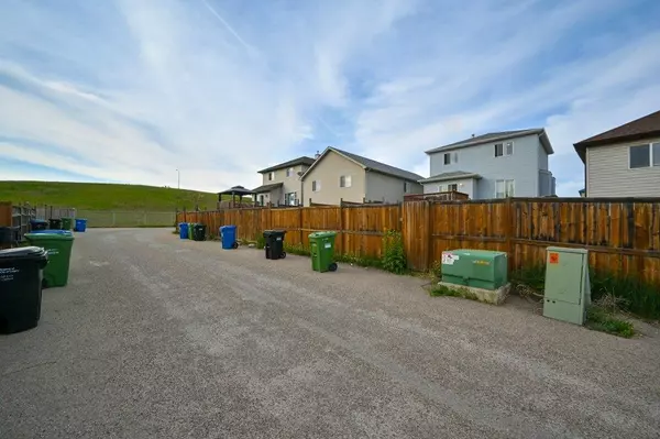 Calgary, AB T3G 5E7,187 Arbour Stone PL NW